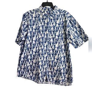 Vineyard Vines Blue and White Sailboat Shirt Size XL